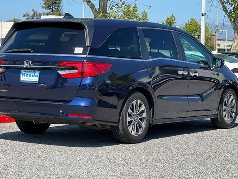 Used 2023 Honda Odyssey EX-L image 8