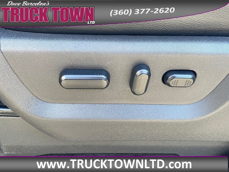 Used 2016 Ford F350 Lariat w/ Lariat Interior Package AWD/4WD image 29