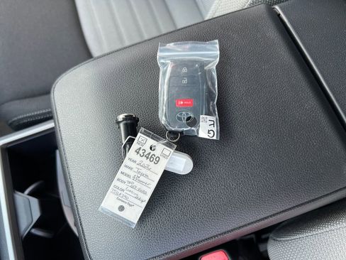 New 2026 Toyota 4Runner TRD Off-Road AWD/4WD image 29