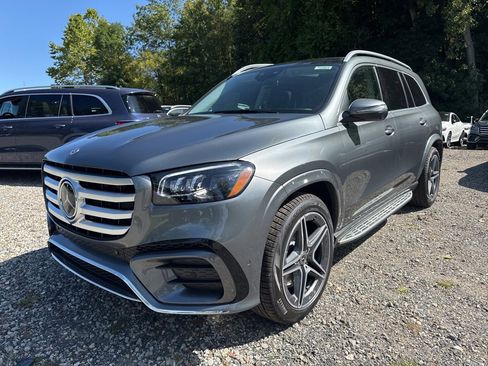 New 2026 Mercedes-Benz GLS 450 4MATIC image 3