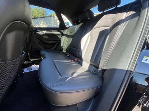 Used 2018 Audi Q3 2.0T Premium FWD image 28