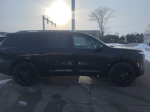 New 2026 Chevrolet Traverse RS image 6