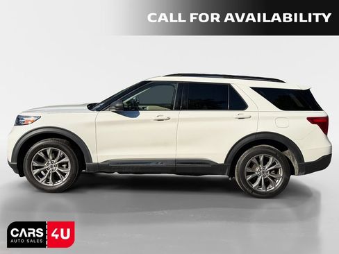 Used 2022 Ford Explorer XLT w/ Equipment Group 202A AWD/4WD image 4