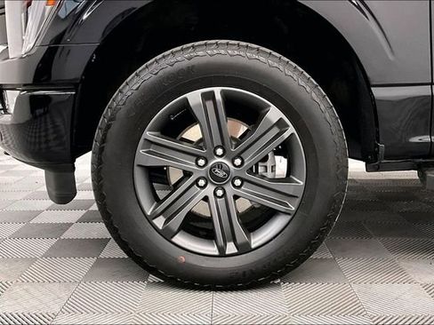 Used 2023 Ford F150 Lariat w/ Equipment Group 502A High image 10