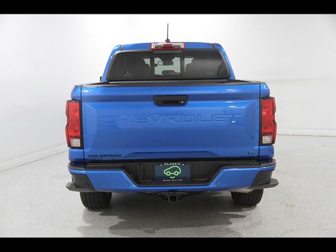 Used 2024 Chevrolet Colorado LT w/ LT Convenience Package II AWD/4WD image 22