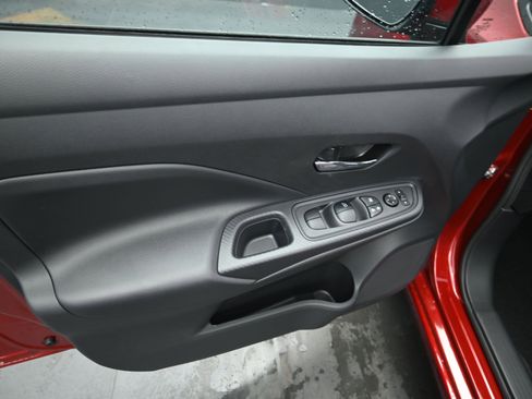 Certified 2025 Nissan Versa SV w/ Trunk Package image 11