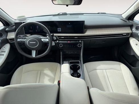 Used 2025 Hyundai Sonata SEL FWD image 10