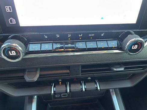 Used 2026 Chevrolet Colorado Trail Boss image 18