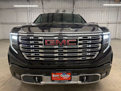 Used 2024 GMC Sierra 1500 Denali w/ Denali Reserve Package AWD/4WD image 3
