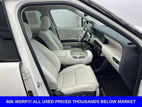 Certified 2026 Hyundai Palisade Calligraphy FWD image 15