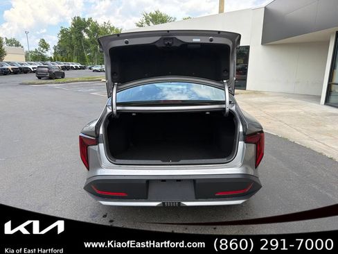 New 2026 Kia K4 FWD image 16
