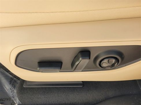 New 2025 Jeep Grand Cherokee Limited image 5