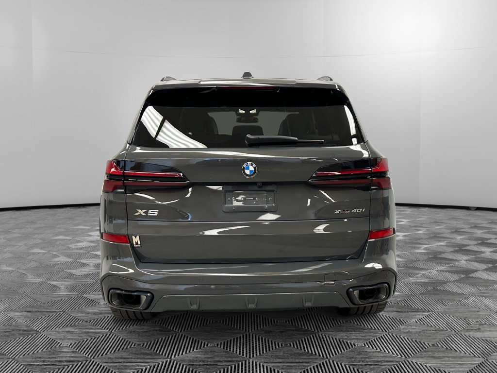 Used 2024 BMW X5 xDrive40i w/ Executive Package AWD/4WD image 4