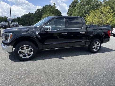 Used 2023 Ford F150 Lariat w/ Equipment Group 502A High AWD/4WD image 4