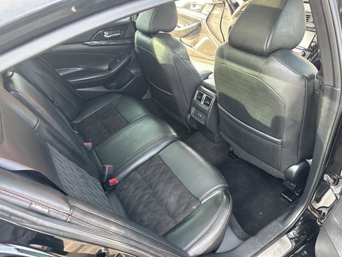 Used 2019 Nissan Maxima SR w/ Premium Package image 22