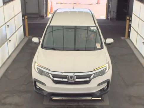 Used 2019 Honda Pilot EX image 2
