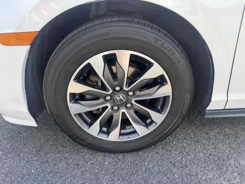 Used 2021 Honda Odyssey EX-L image 37