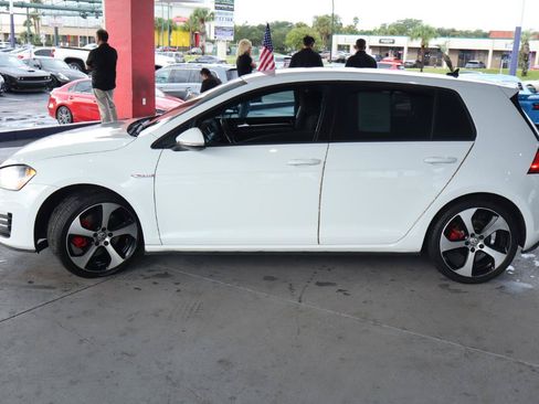 Used 2017 Volkswagen GTI S FWD image 8