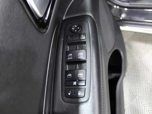 Used 2024 Dodge Durango SXT image 7