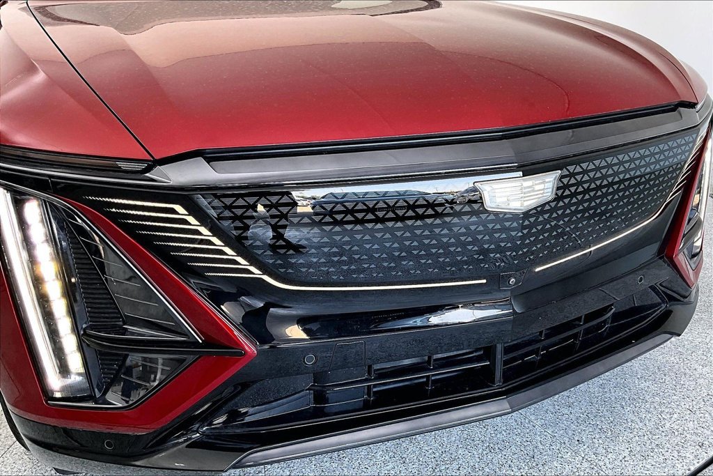 Used 2025 Cadillac Lyriq Sport RWD image 34