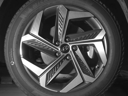 Certified 2022 Hyundai Tucson Limited AWD/4WD image 14