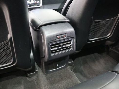 Used 2022 Lincoln Corsair AWD w/ Premium Package image 34