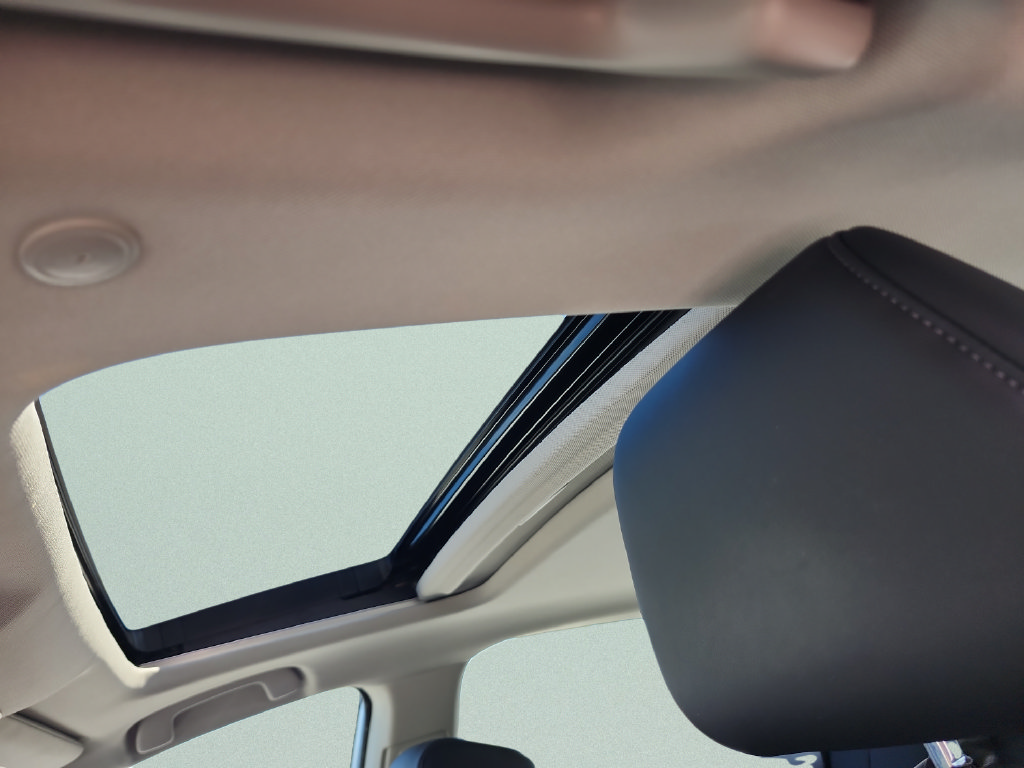Used 2025 Honda Accord EX-L image 37