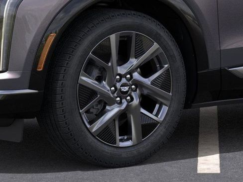 New 2025 Cadillac Optiq Luxury 2 w/ LPO, Floor Liner Package image 9