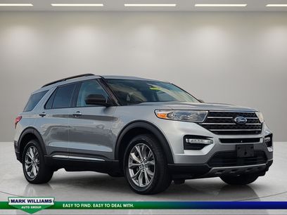 Certified 2023 Ford Explorer XLT w/ Equipment Group 202A