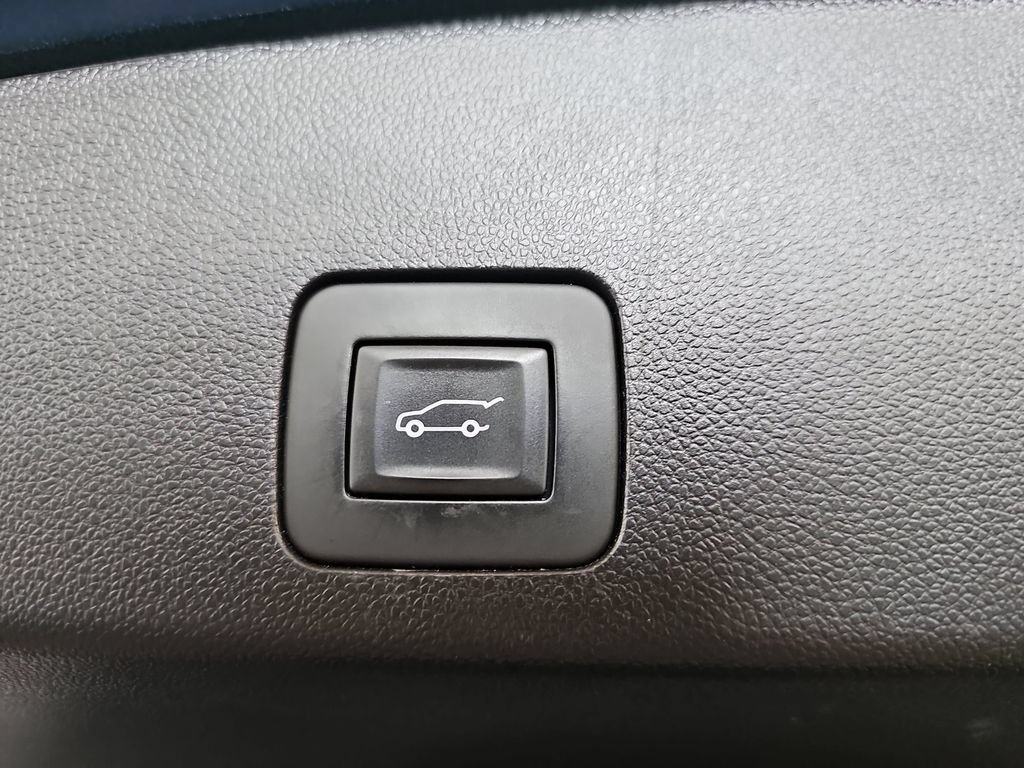 Certified 2023 Buick Encore GX Essence w/ Experience Buick Package FWD image 17