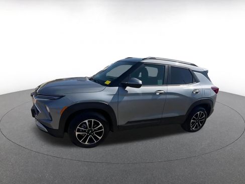 Used 2025 Chevrolet TrailBlazer LT image 8