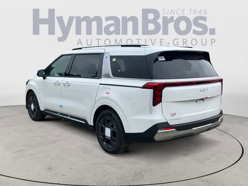 New 2026 Kia Carnival SX FWD image 6