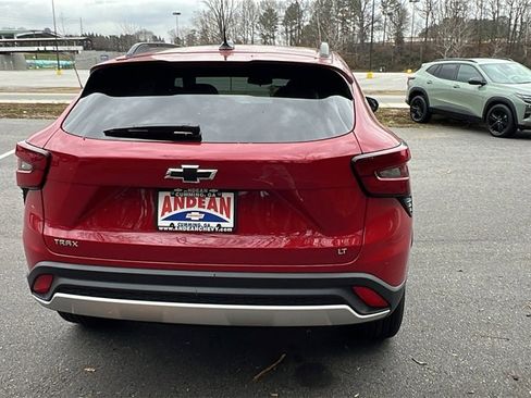 New 2026 Chevrolet Trax LT w/ LT Convenience Package image 6