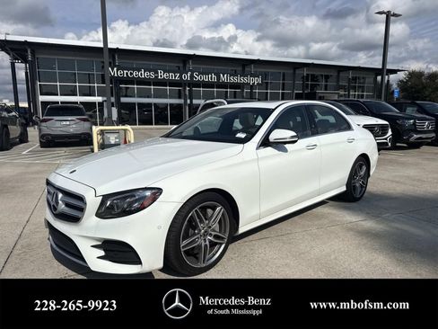 Used 2019 Mercedes-Benz E 300 image 1