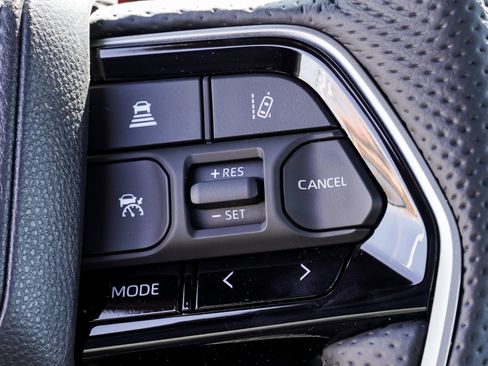 New 2026 Toyota Tundra Platinum w/ Tow Tech Package AWD/4WD image 37