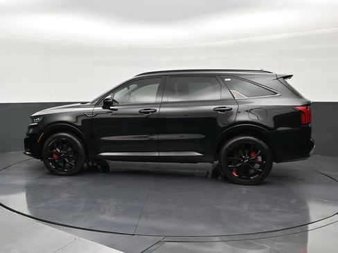 Used 2023 Kia Sorento SX AWD/4WD image 2