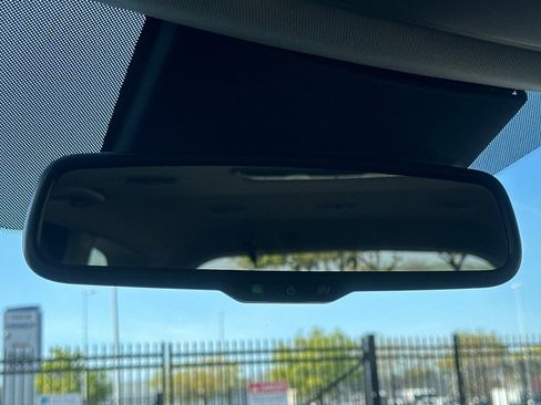 Used 2024 Kia Telluride EX image 27