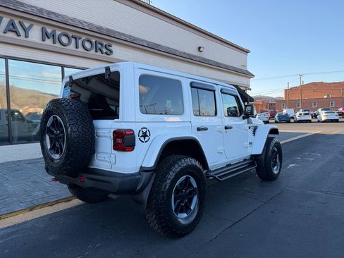 Used 2019 Jeep Wrangler Unlimited Rubicon w/ Dual Top Group image 3