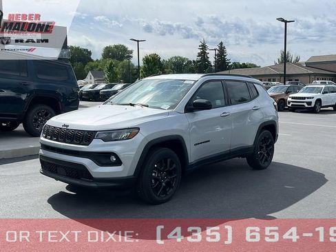 New 2026 Jeep Compass Latitude AWD/4WD image 1