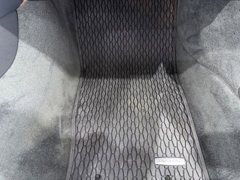 Used 2014 Jaguar F-TYPE Convertible image 78