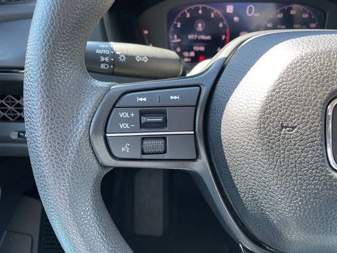 Used 2023 Honda Accord LX image 28