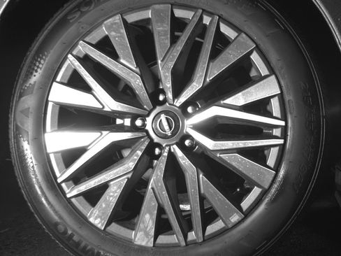 Used 2025 Nissan Altima 2.5 SV FWD image 15