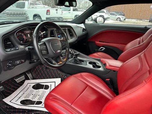 Used 2023 Dodge Challenger R/T w/ Blacktop Package image 11