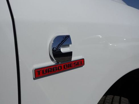 New 2025 RAM 2500 Laramie image 7