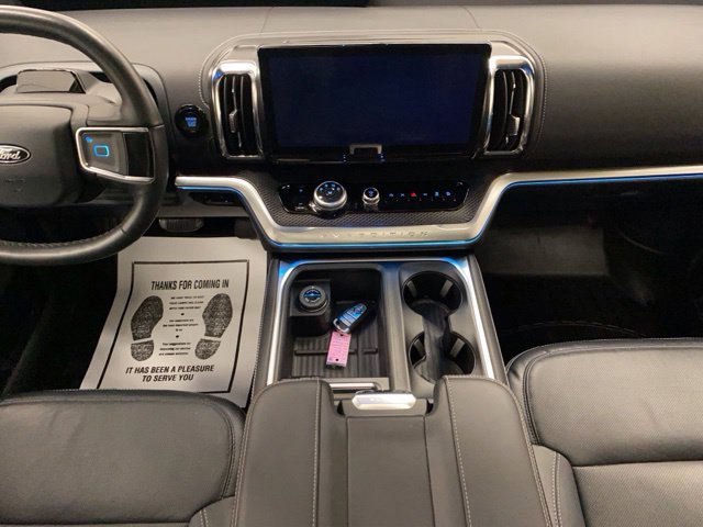 Used 2026 Ford Expedition Platinum w/ Stealth Appearance Package AWD/4WD image 34