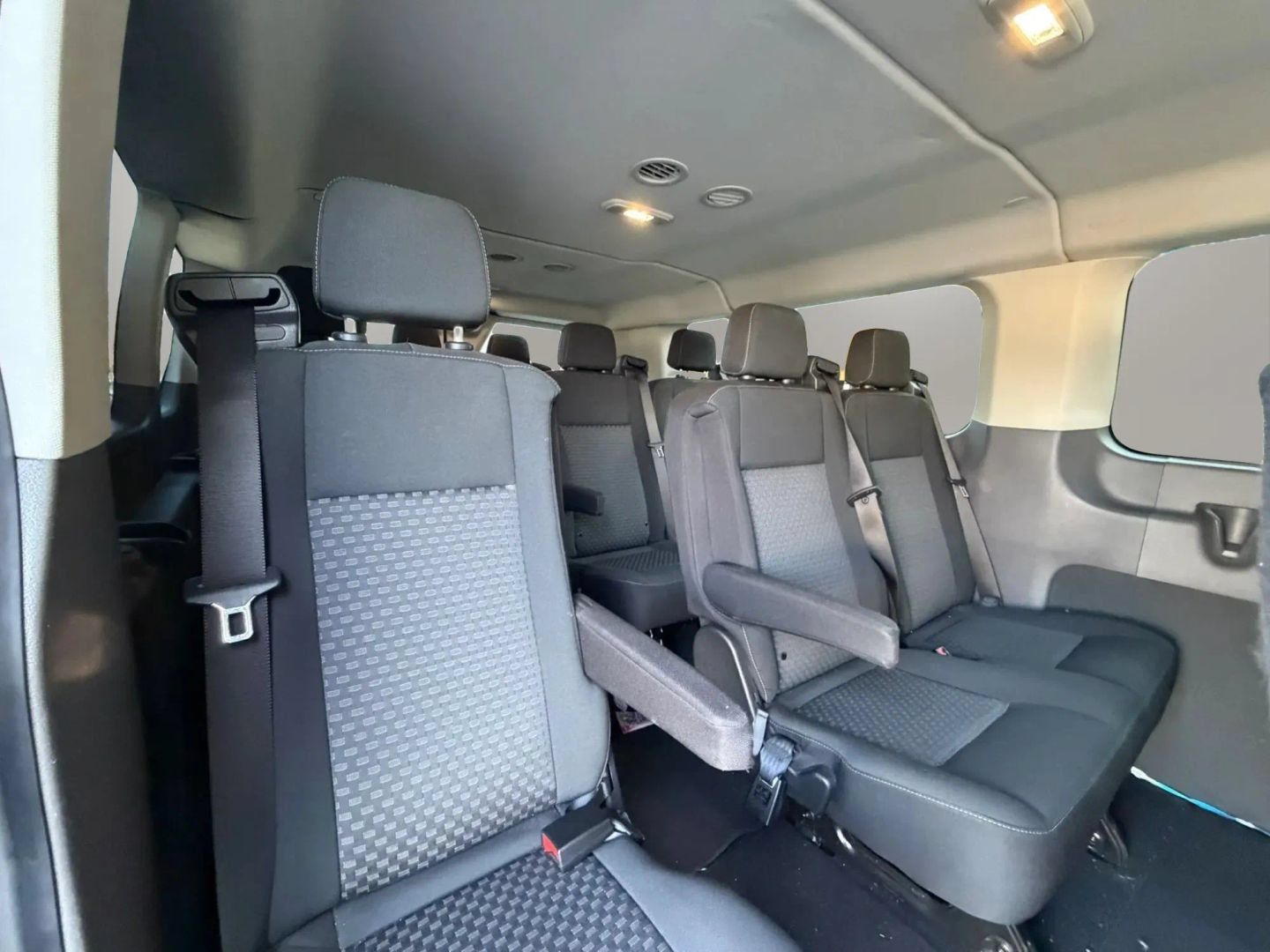 Used 2023 Ford Transit 350 XLT RWD image 17