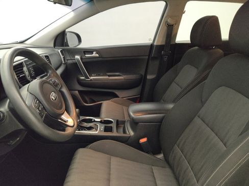 Used 2019 Kia Sportage LX FWD image 17