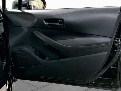 Used 2024 Toyota Corolla LE FWD image 23