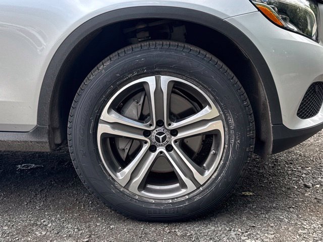 Used 2019 Mercedes-Benz GLC 300 4MATIC image 9