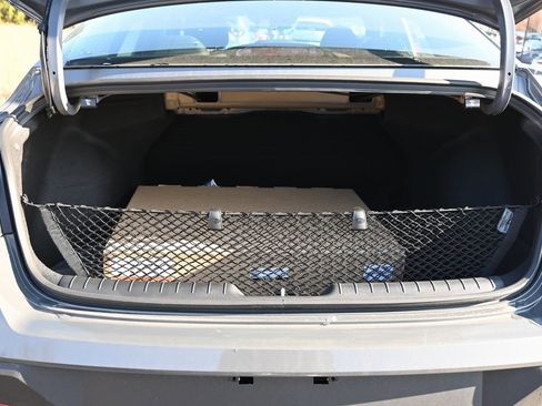 Used 2025 Hyundai Elantra Sport image 7